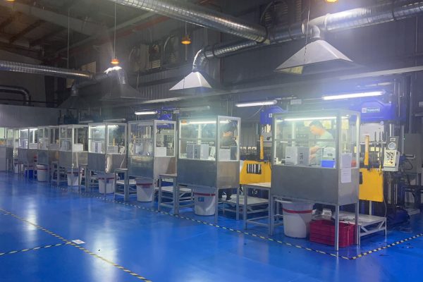 injection molding - Maxwise (5)