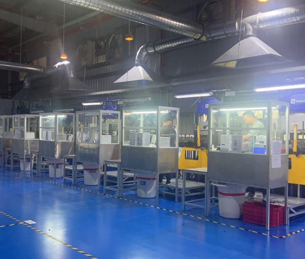 maxwise silicone workshop in vietnam1