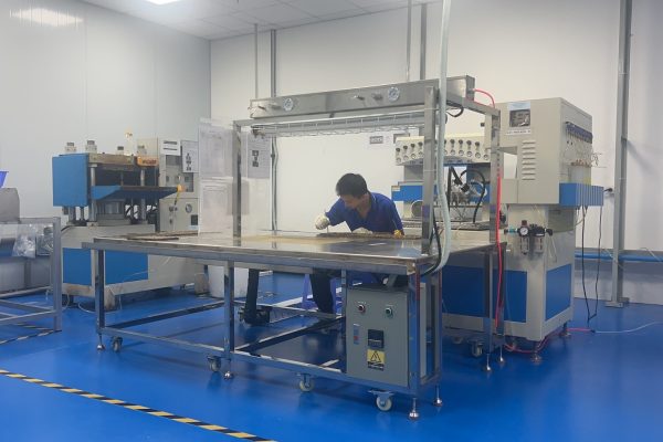 maxwise silicone workshop in vietnam3